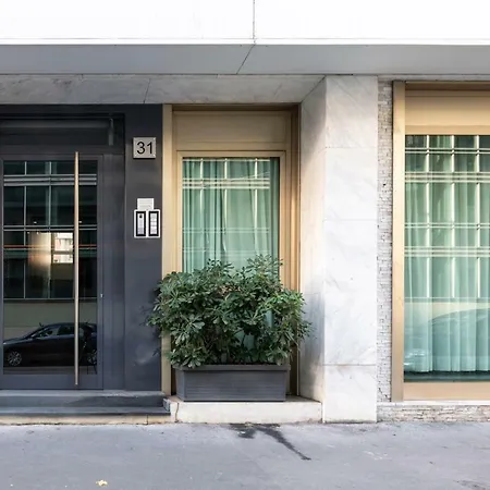 Station Apartment Milan